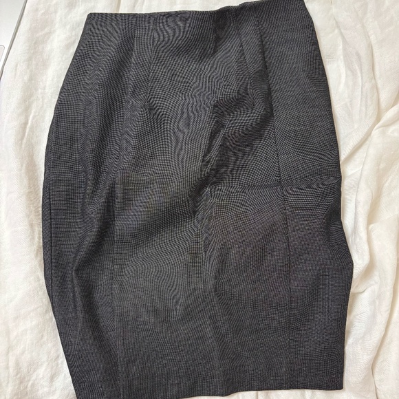 Express - Dark Grey Pencil Skirt, Size 00 - Picture 1 of 3